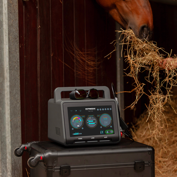 Equine & Battery edition - VetMedix High Power Laser Therapy System